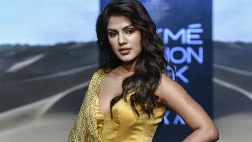 রিয়া চক্রবর্তী