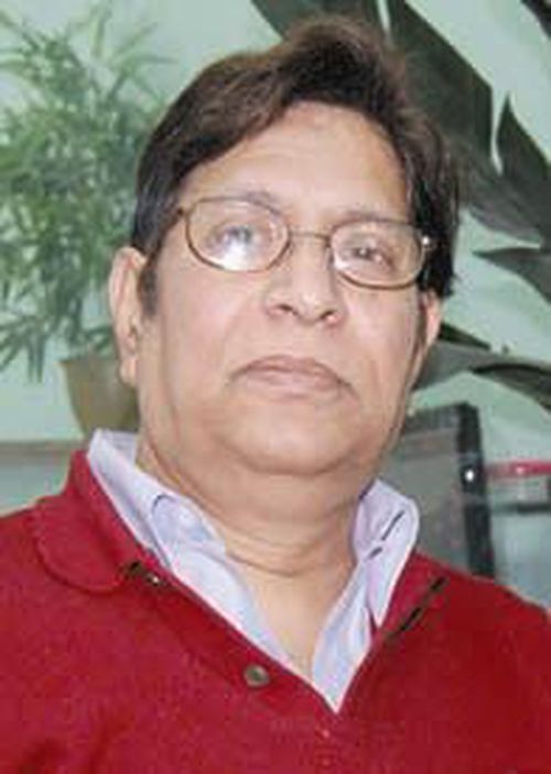 এ কে আবদুল মোমেন